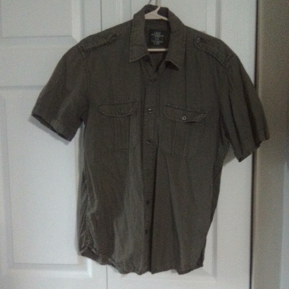 H&M medium short sleeve button down